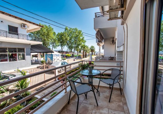 Prassas Sea View Five